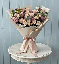 Букет цветов из:  Розы и Лизиантусы в Ямуге