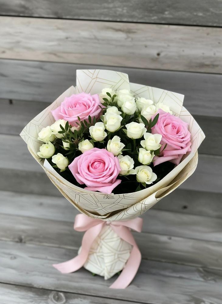 Букет цветов из: Розы в Ямуге