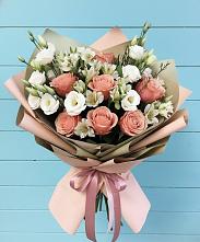 Букет цветов из:  Розы, Альстромерии и Лизиантусы в Ямуге