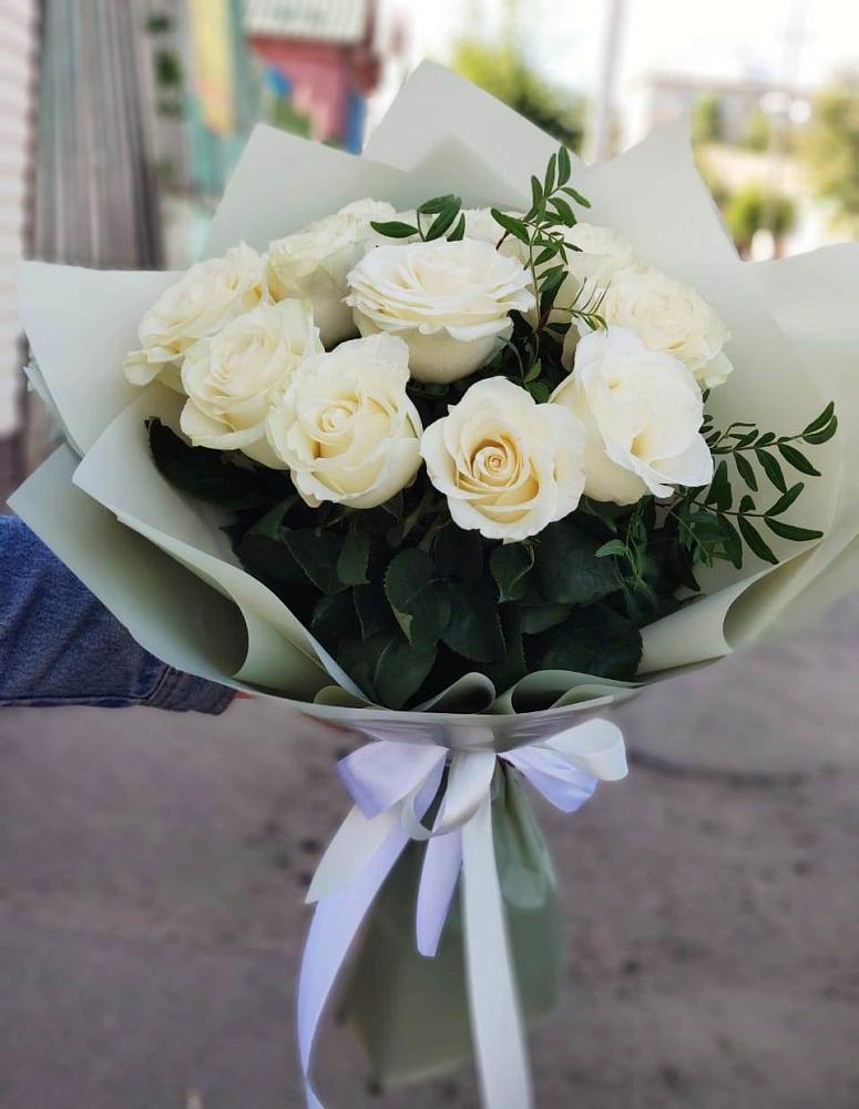 Букет Белые розы Проуд в Ямуге