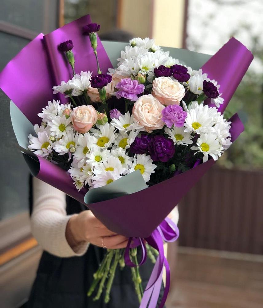 Букет цветов из: Хризантемы, Гвоздики и Розы в Ямуге