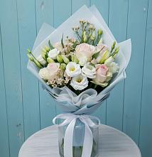 Букет цветов из:  Розы и Лизиантусы в Ямуге