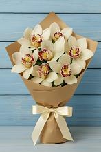 Букет цветов из:  Орхидеи и Розы в Ямуге